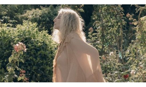 BARBRA STREISAND YENİ DÜET ALBÜMÜ 'THE SECRET OF LIFE'I YAYINLADI